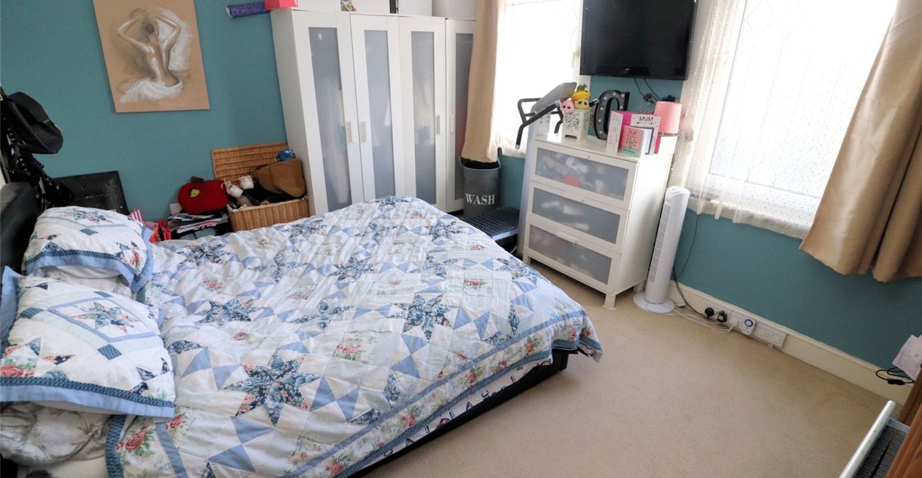 2 bedroom house for sale in Northumberland Heath | Robinson Jackson