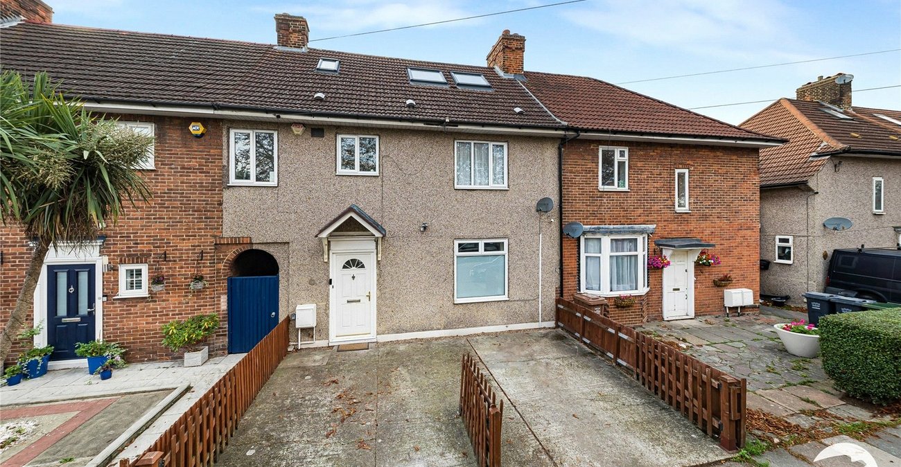 4 bedroom house for sale in Catford | Robinson Jackson