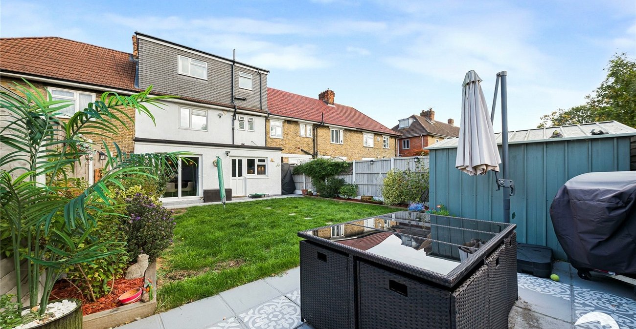 4 bedroom house for sale in Catford | Robinson Jackson