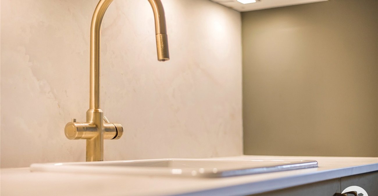 4 bedroom house for sale in Catford | Robinson Jackson