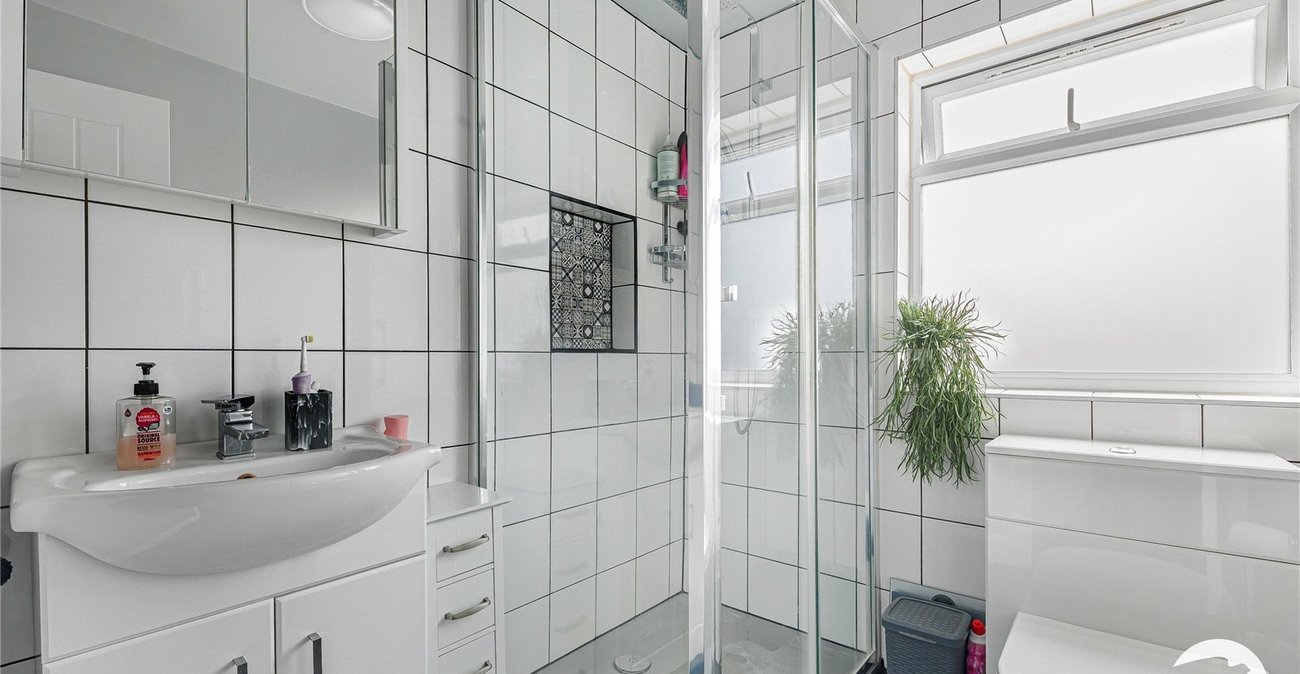 4 bedroom house for sale in Catford | Robinson Jackson