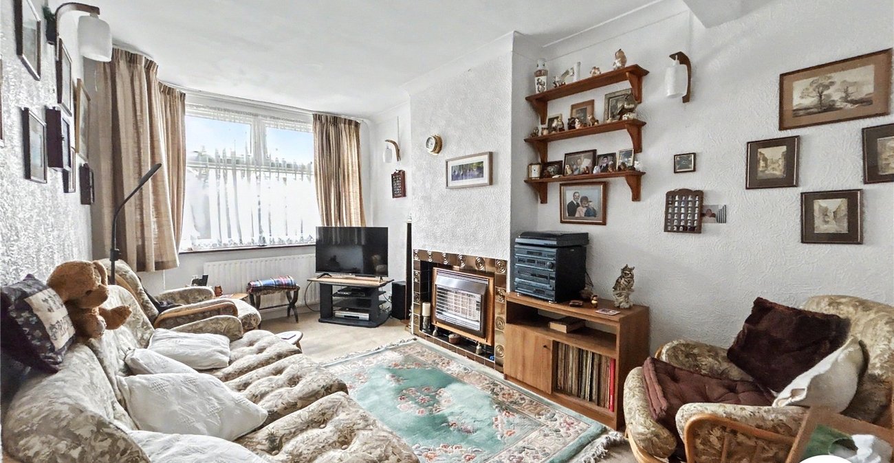 3 bedroom house for sale in Sidcup | Robinson Jackson