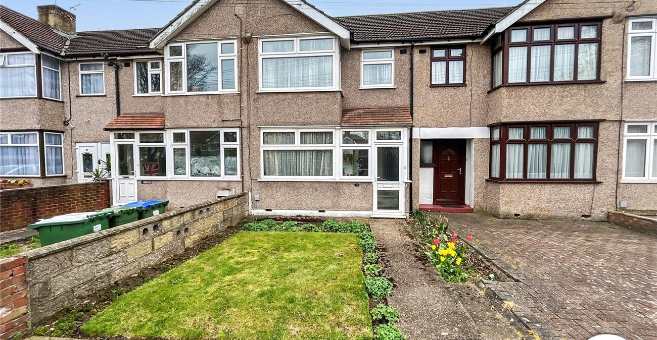 3 bedroom house for sale in Sidcup | Robinson Jackson