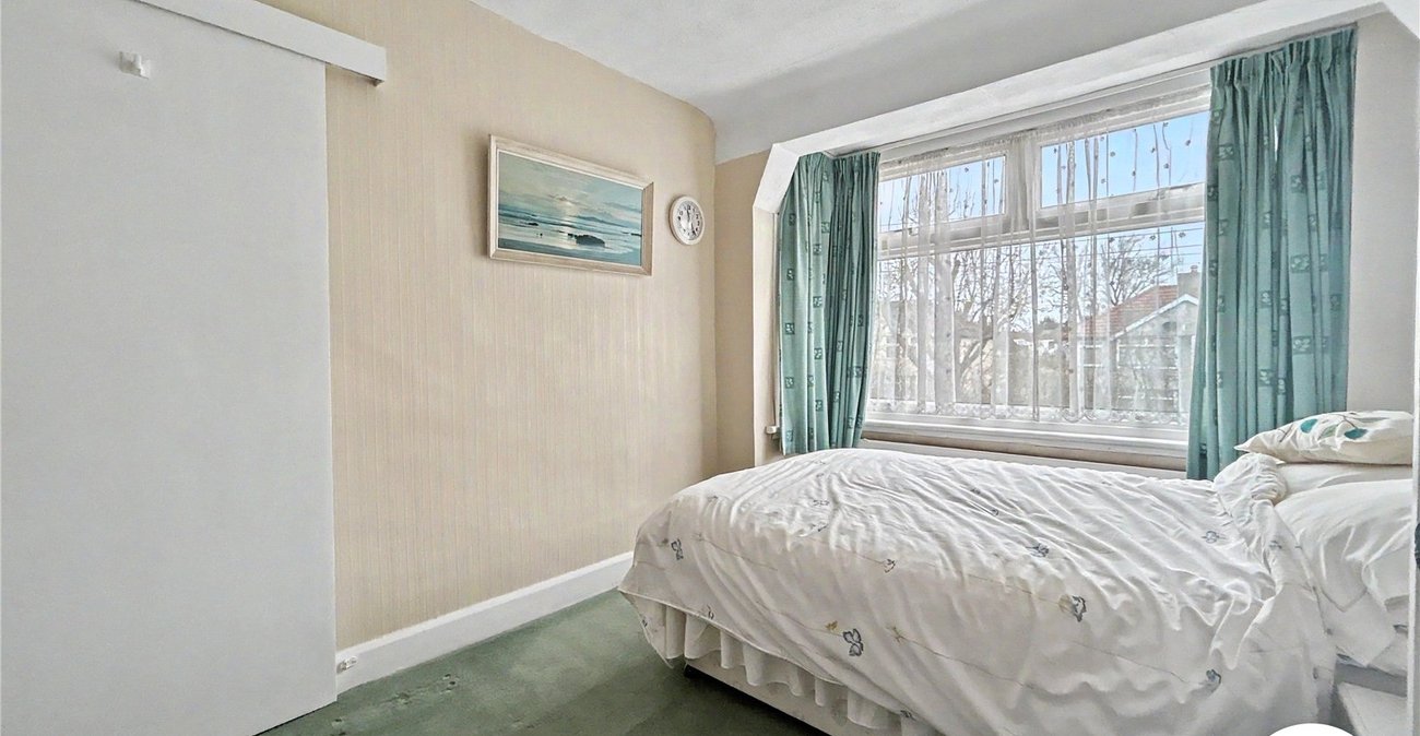 3 bedroom house for sale in Sidcup | Robinson Jackson