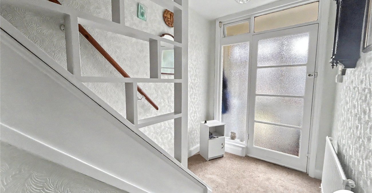 3 bedroom house for sale in Sidcup | Robinson Jackson