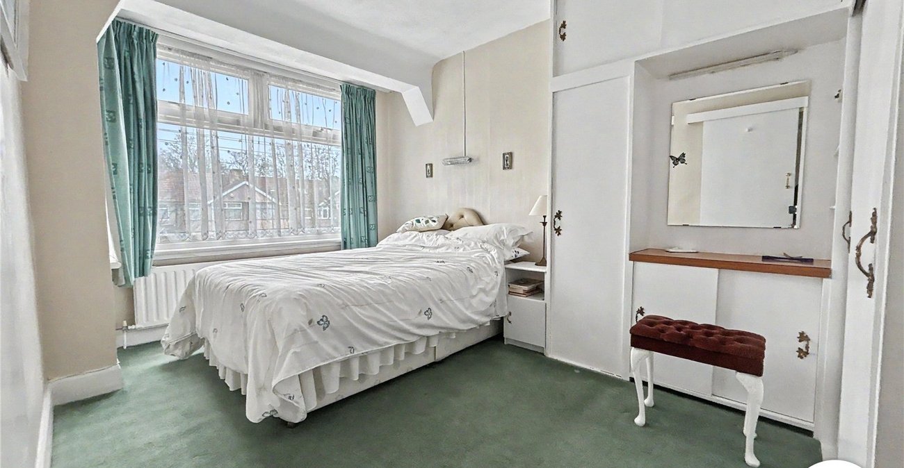 3 bedroom house for sale in Sidcup | Robinson Jackson