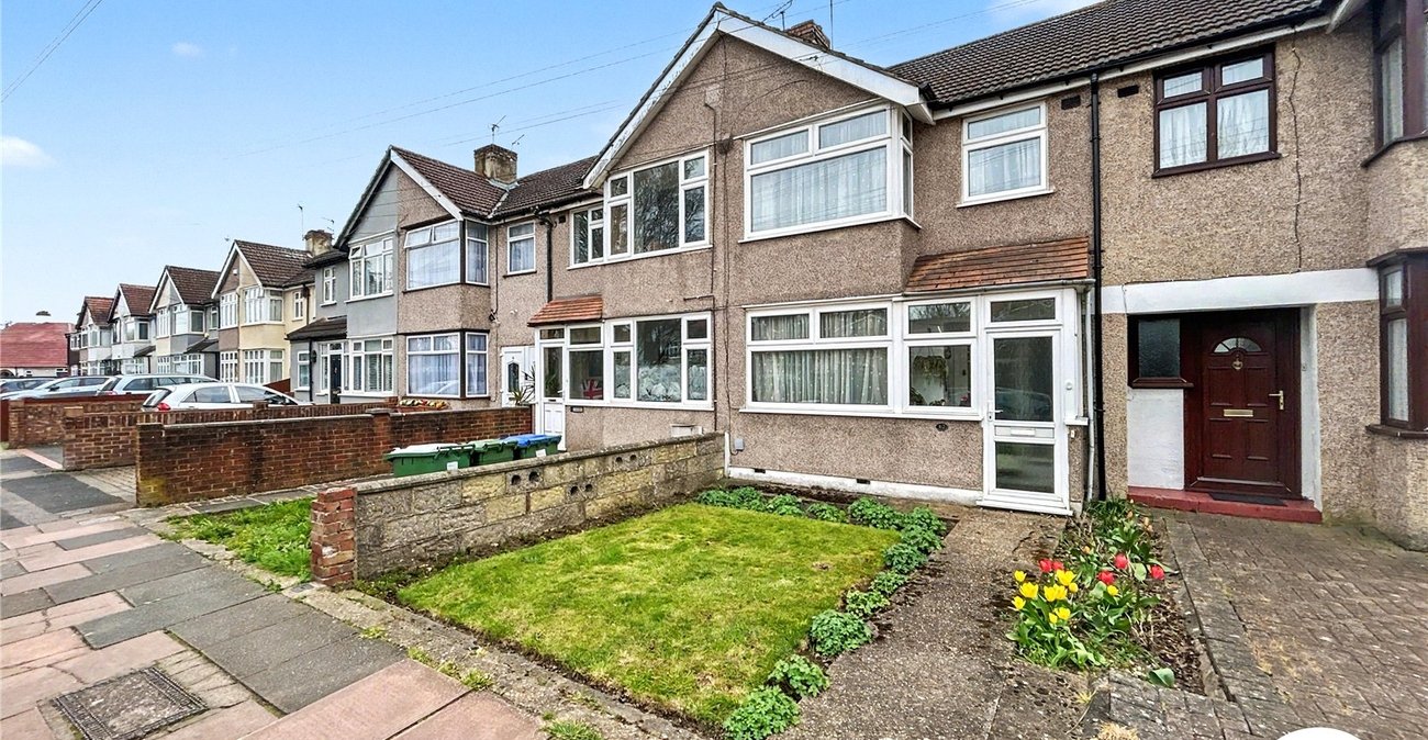 3 bedroom house for sale in Sidcup | Robinson Jackson