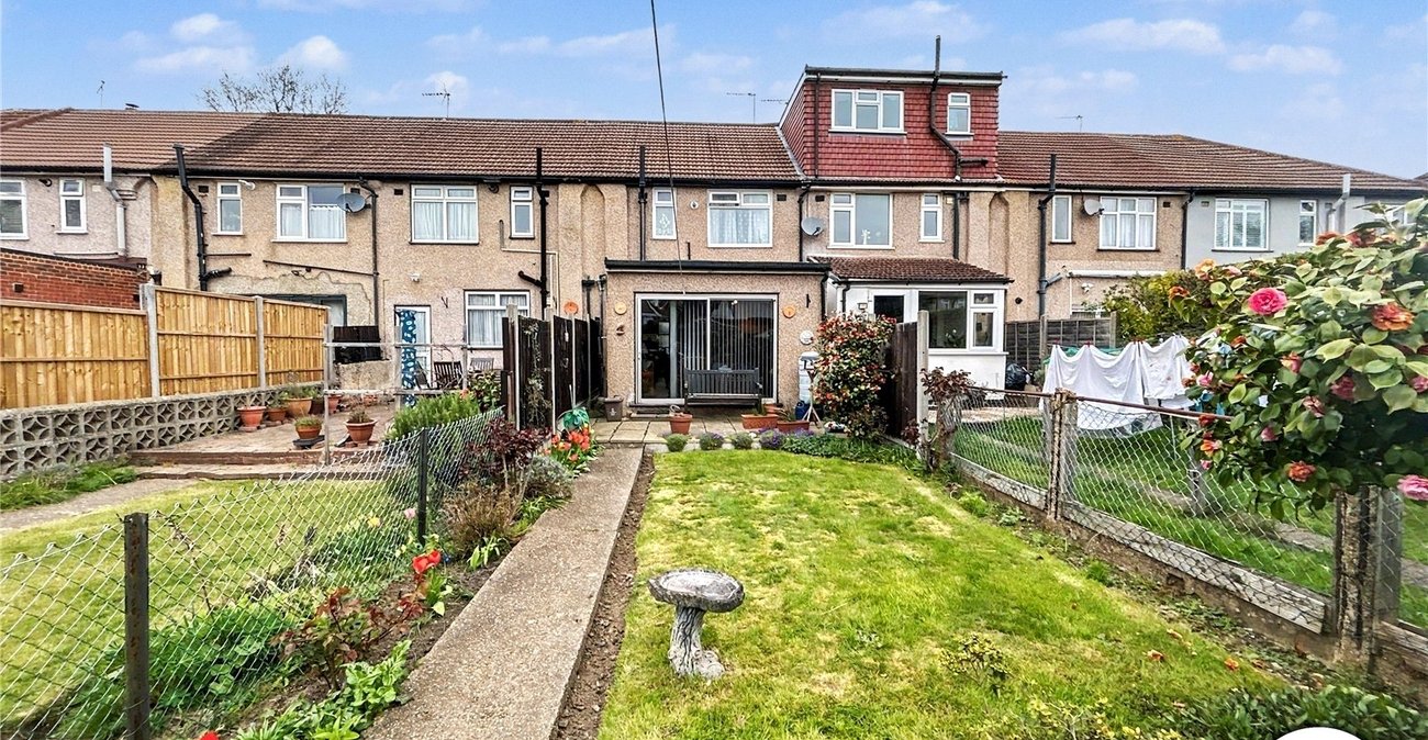3 bedroom house for sale in Sidcup | Robinson Jackson