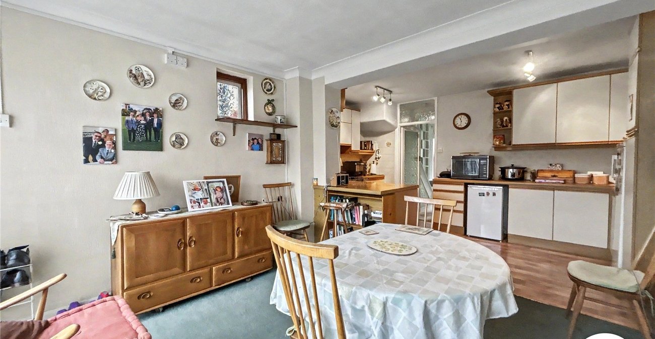 3 bedroom house for sale in Sidcup | Robinson Jackson