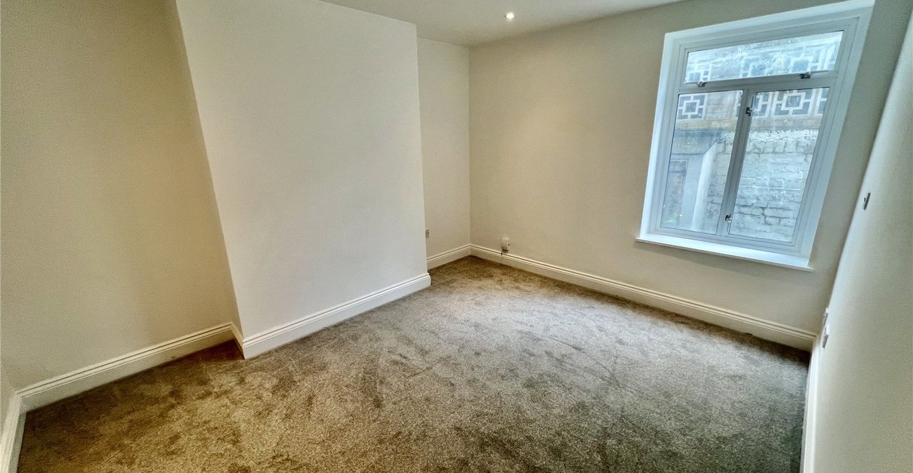 2 bedroom property for sale in Woolwich | Robinson Jackson