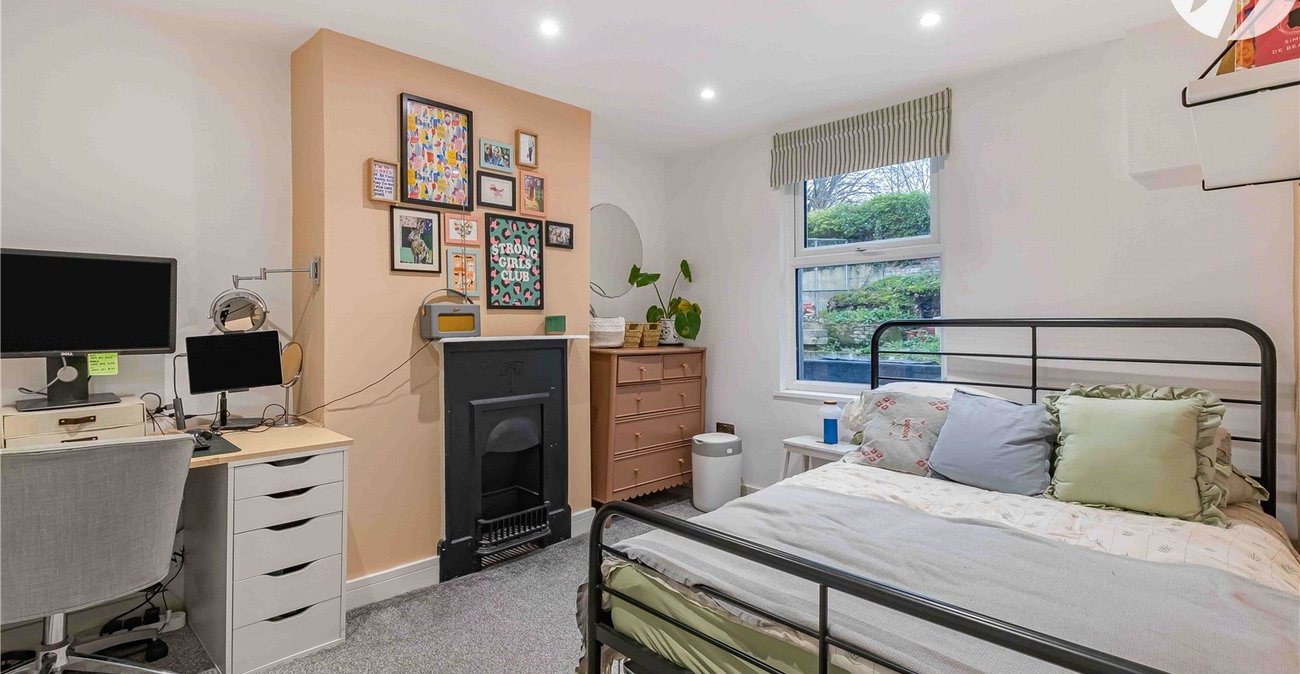 3 bedroom house for sale in Woolwich | Robinson Jackson