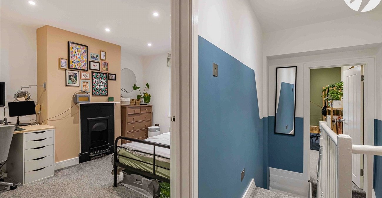 3 bedroom house for sale in Woolwich | Robinson Jackson