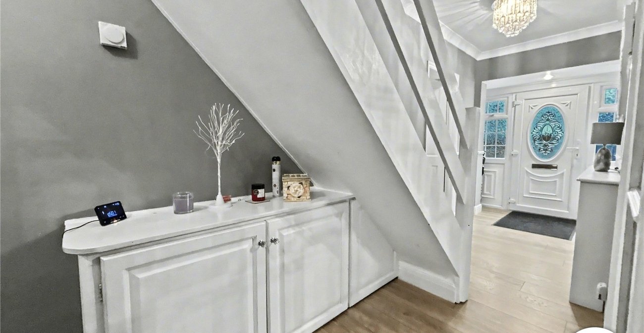 4 bedroom house for sale in Sidcup | Robinson Jackson