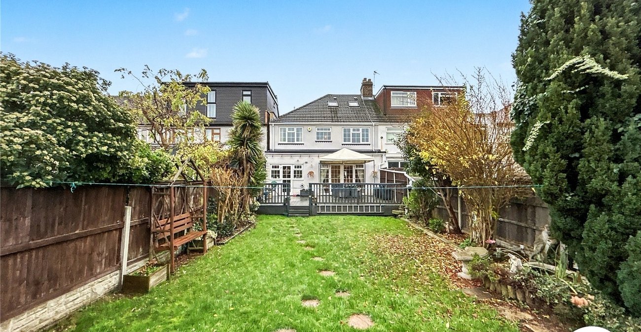 4 bedroom house for sale in Sidcup | Robinson Jackson
