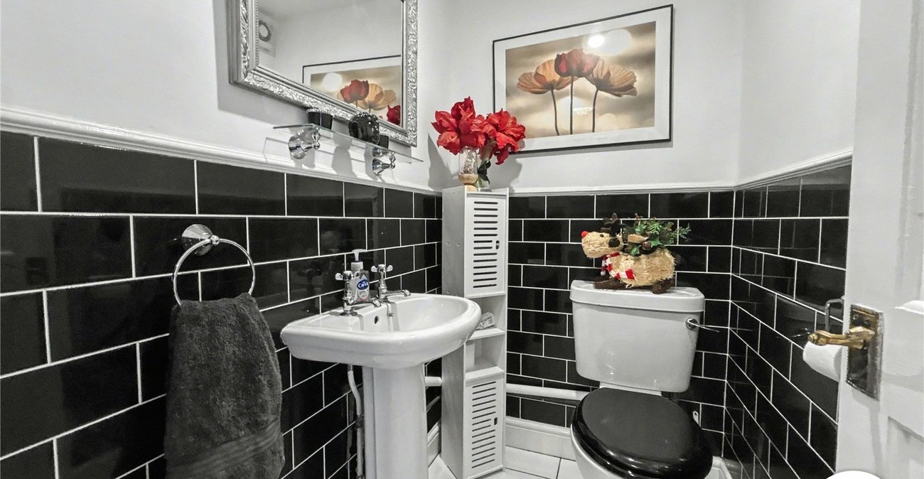 4 bedroom house for sale in Sidcup | Robinson Jackson