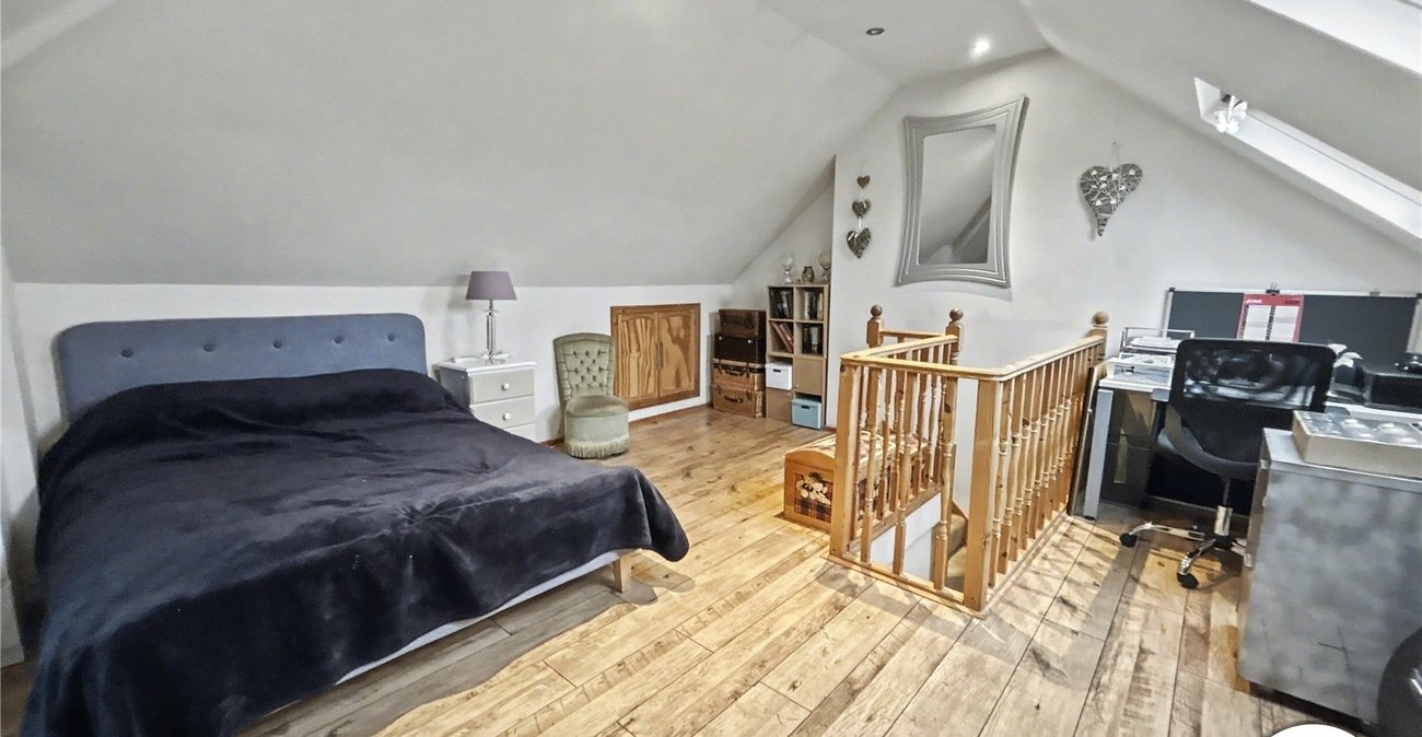 4 bedroom house for sale in Sidcup | Robinson Jackson