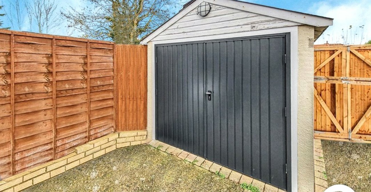 3 bedroom house for sale in St Pauls Cray | Robinson Jackson