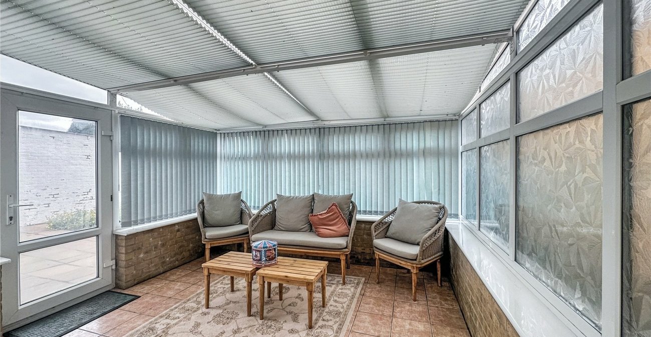 2 bedroom bungalow for sale in Rainham | Robinson Michael & Jackson