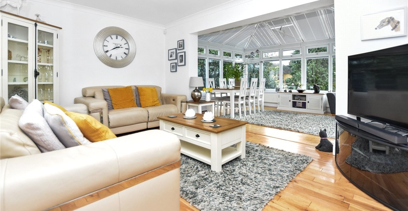2 bedroom bungalow for sale in Bexleyheath | Robinson Jackson
