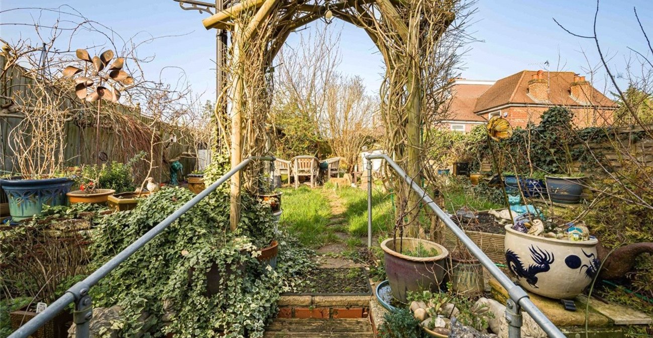 5 bedroom house for sale in Orpington | Robinson Jackson