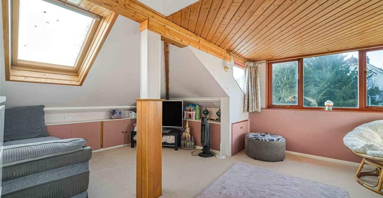 5 bedroom house for sale in Orpington | Robinson Jackson