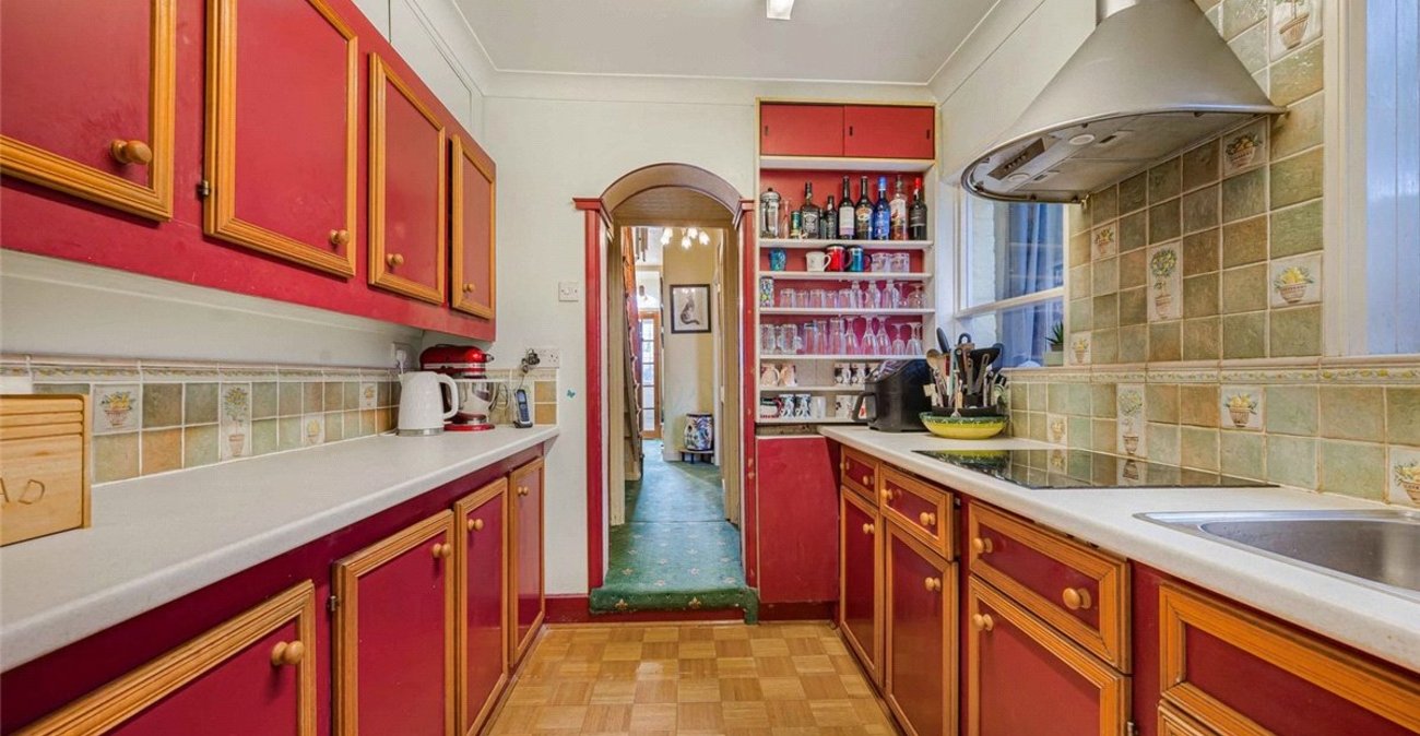 5 bedroom house for sale in Orpington | Robinson Jackson