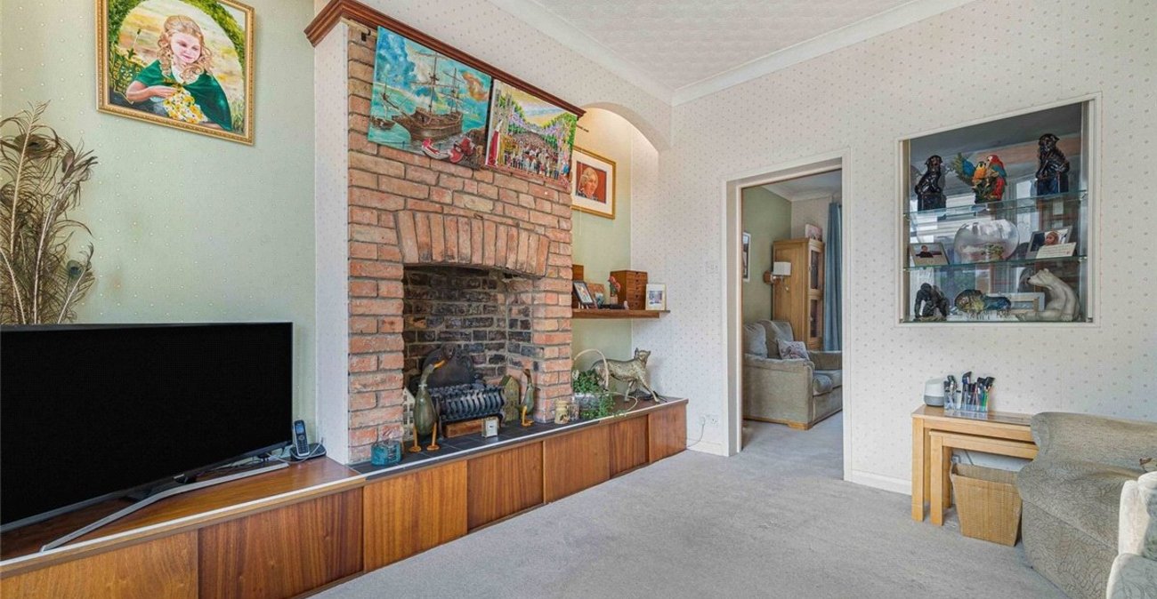 5 bedroom house for sale in Orpington | Robinson Jackson