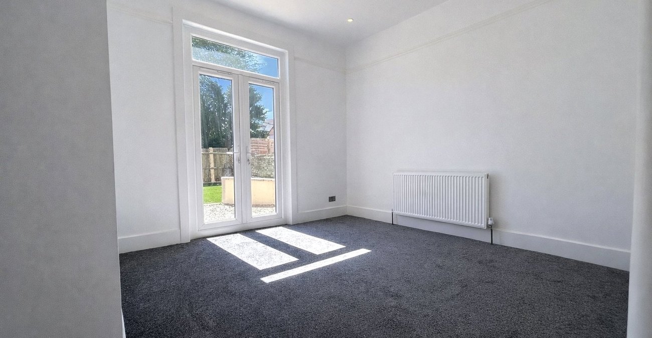 2 bedroom property to rent in Catford | Robinson Jackson