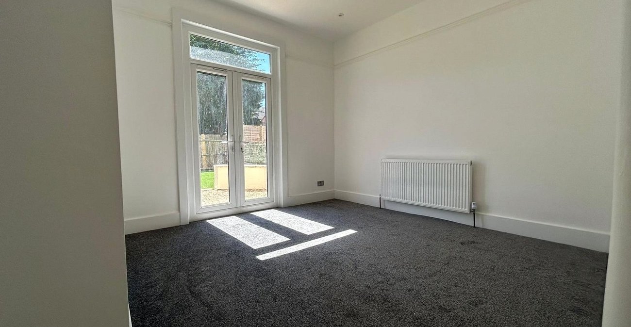 2 bedroom property for sale in Catford | Robinson Jackson