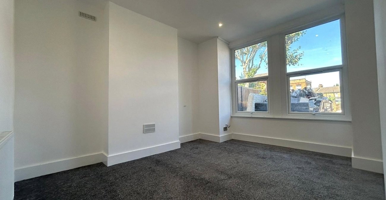 2 bedroom property for sale in Catford | Robinson Jackson
