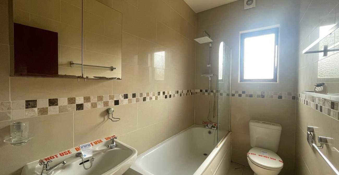 1 bedroom property for sale in London | Robinson Jackson