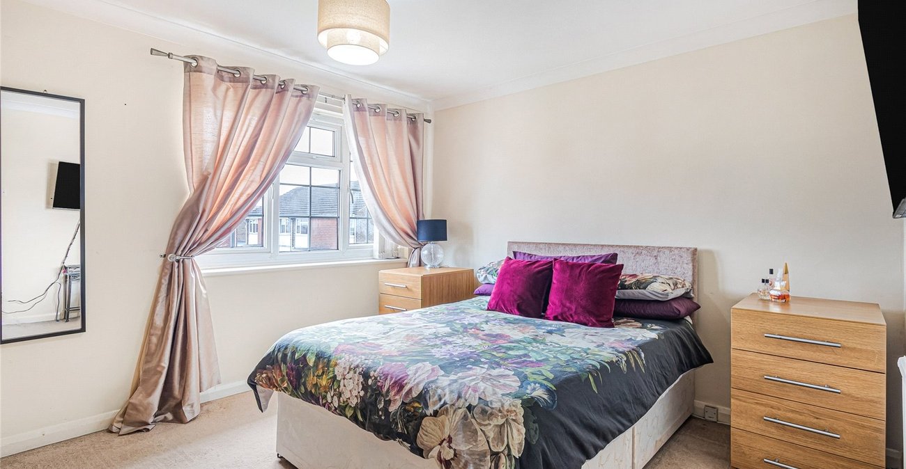 2 bedroom house for sale in Welling | Robinson Jackson