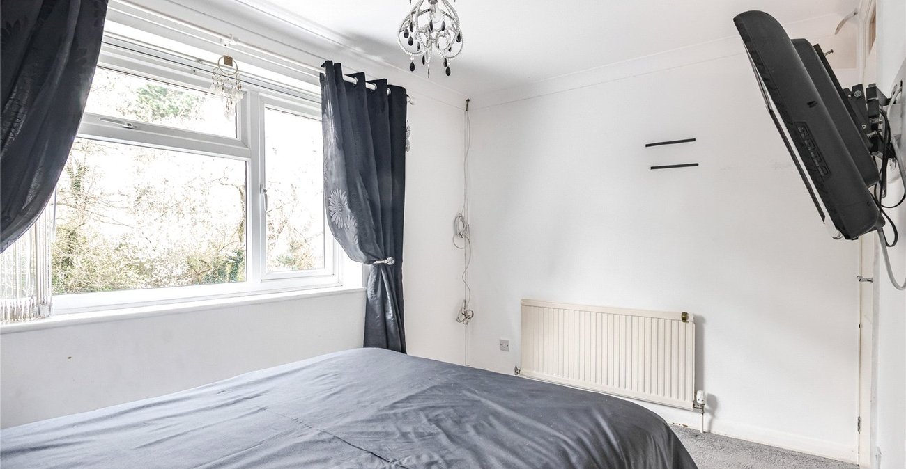 2 bedroom house for sale in Welling | Robinson Jackson