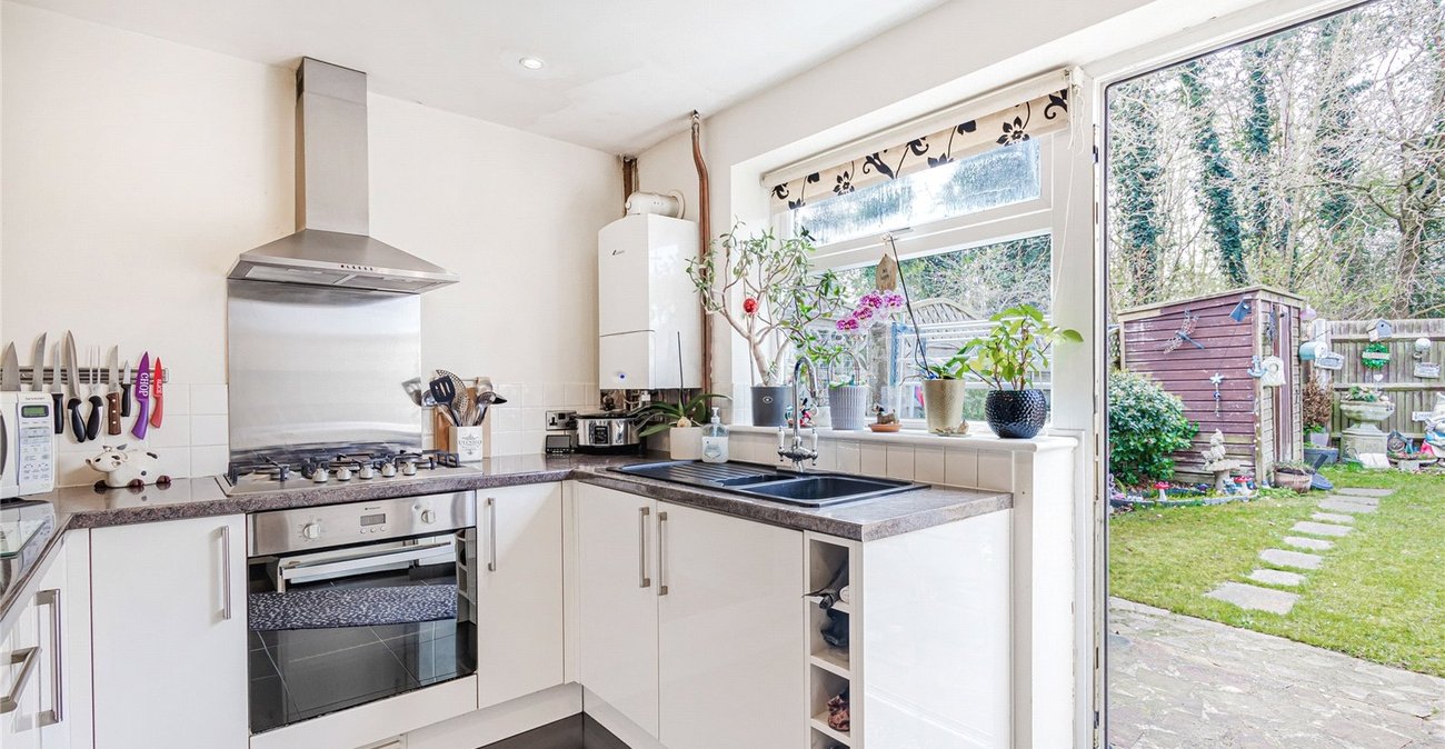 2 bedroom house for sale in Welling | Robinson Jackson