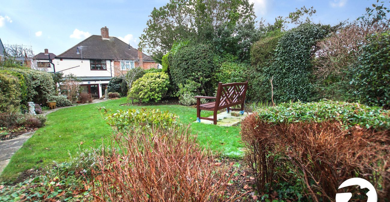 4 bedroom house for sale in London | Robinson Jackson