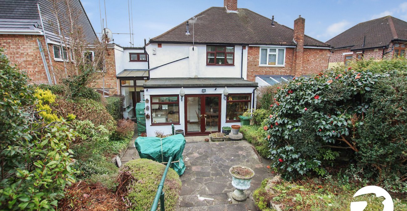 4 bedroom house for sale in London | Robinson Jackson
