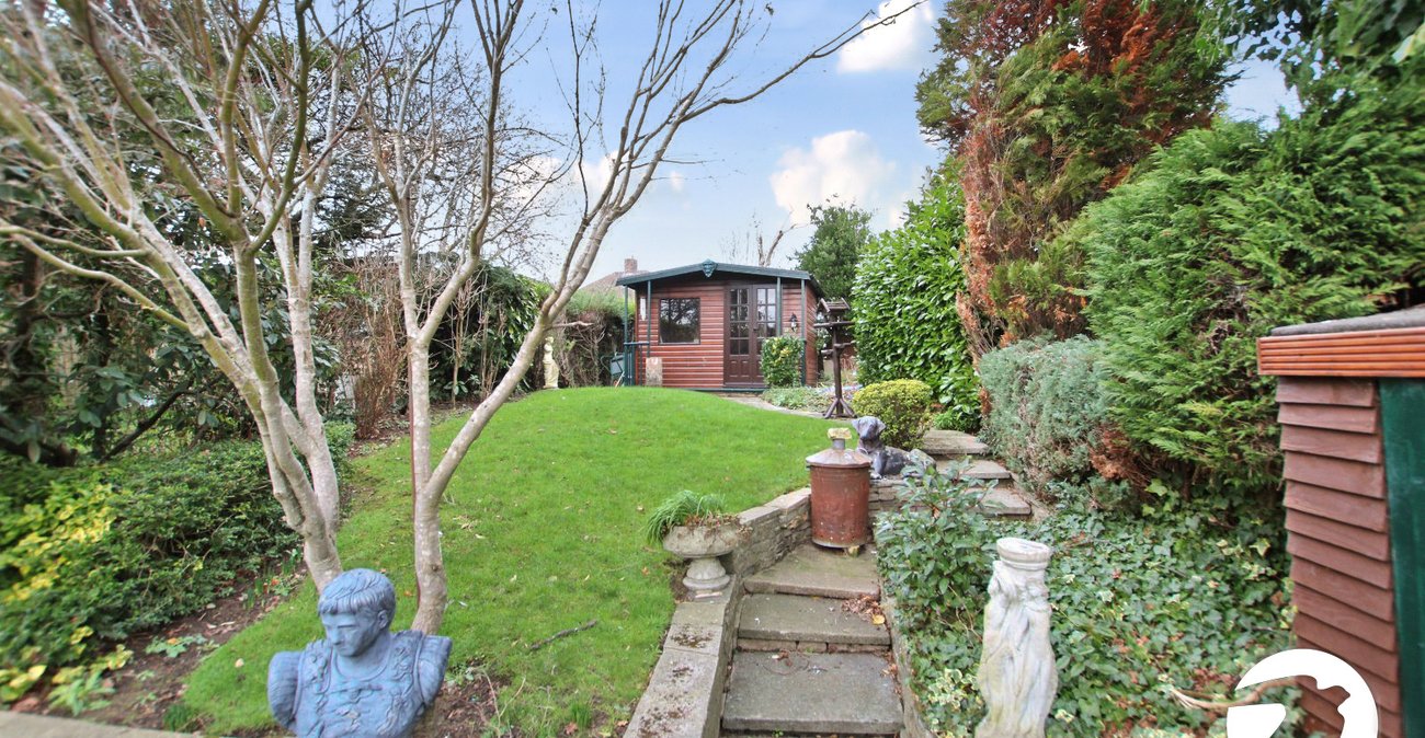 4 bedroom house for sale in London | Robinson Jackson