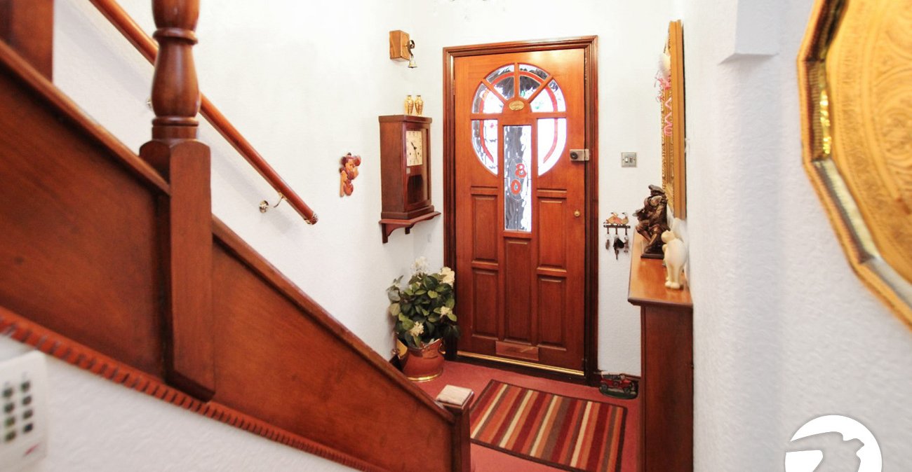 4 bedroom house for sale in London | Robinson Jackson