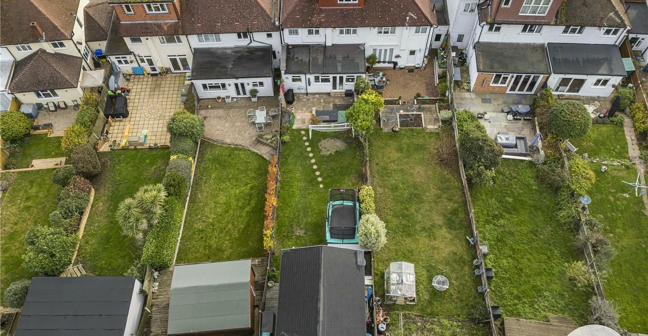 4 bedroom house for sale in London | Robinson Jackson