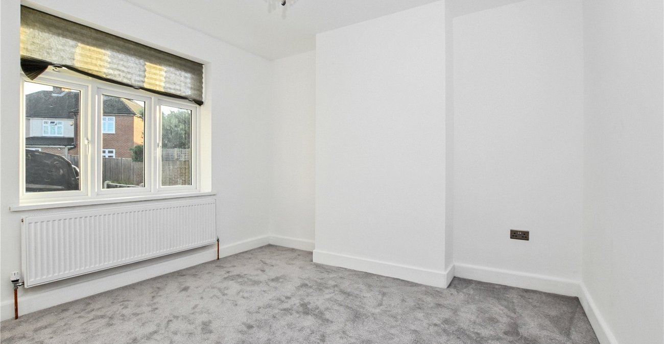 3 bedroom bungalow for sale in Bexleyheath | Robinson Jackson