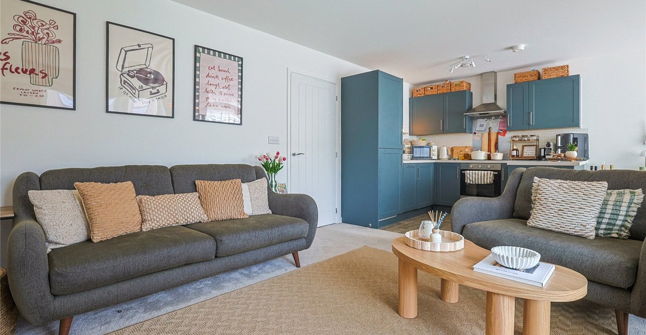 2 bedroom property for sale in  | Robinson Michael & Jackson