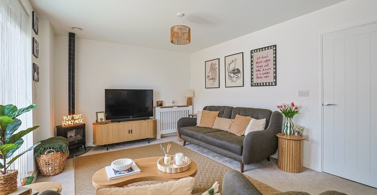 2 bedroom property for sale in  | Robinson Michael & Jackson