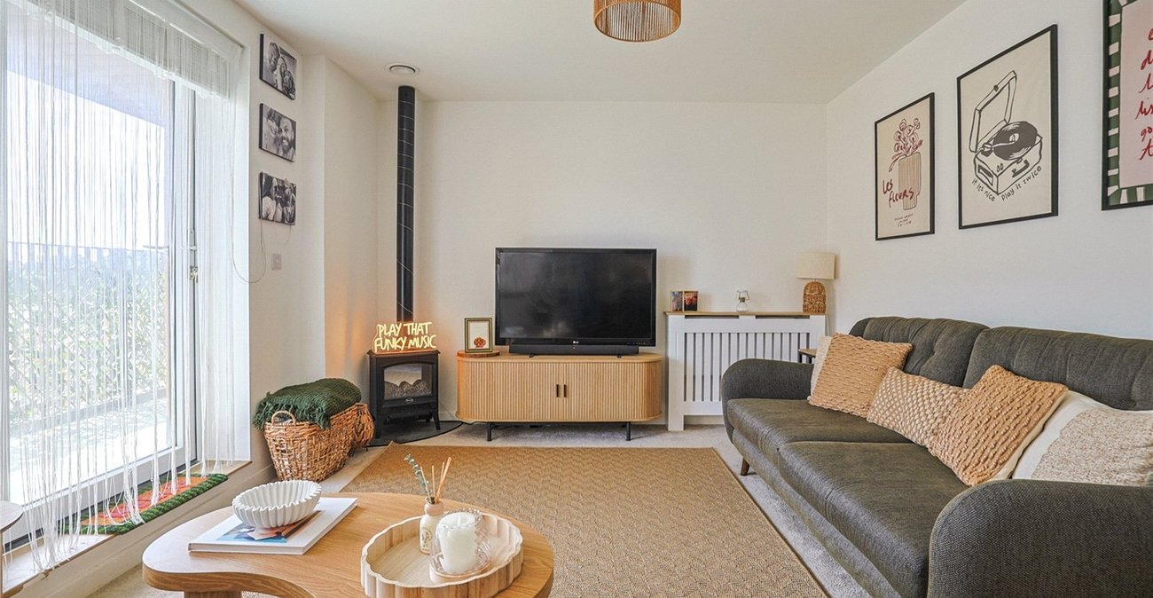 2 bedroom property for sale in  | Robinson Michael & Jackson