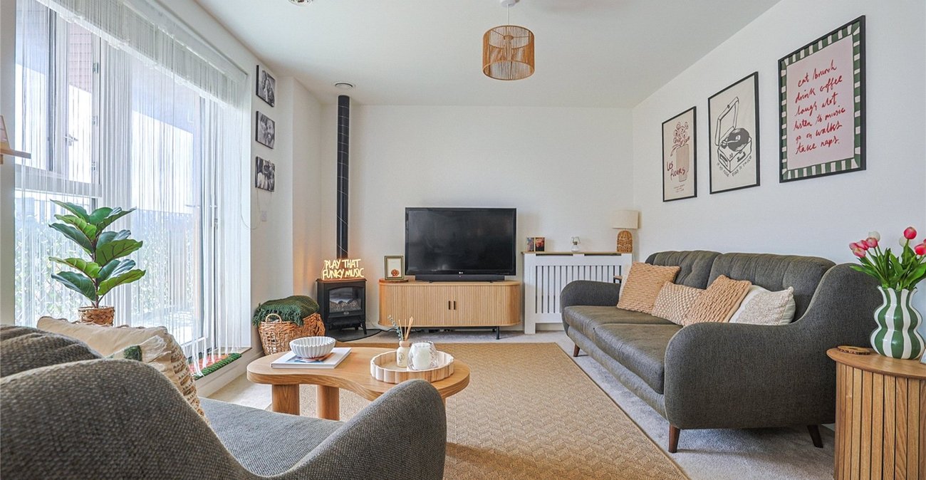 2 bedroom property for sale in  | Robinson Michael & Jackson
