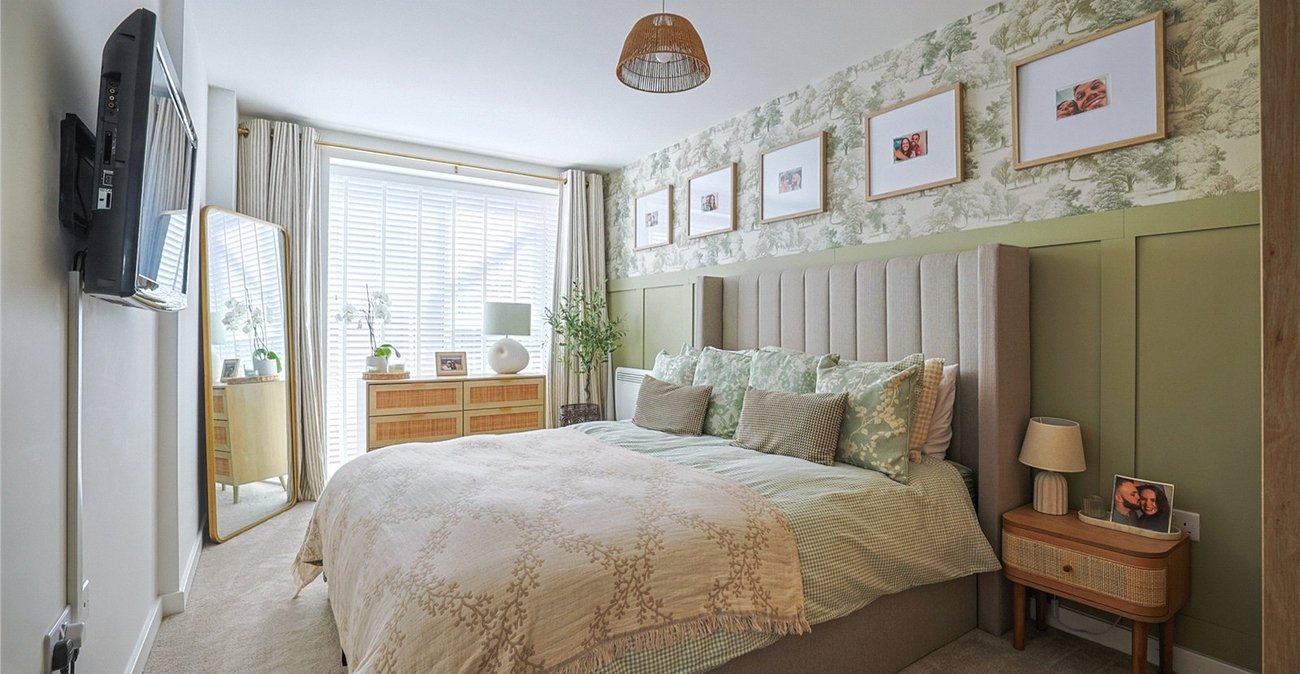 2 bedroom property for sale in  | Robinson Michael & Jackson