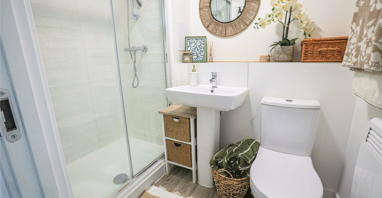 2 bedroom property for sale in  | Robinson Michael & Jackson