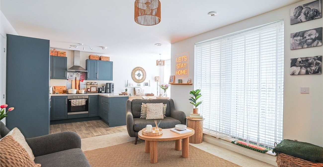 2 bedroom property for sale in  | Robinson Michael & Jackson
