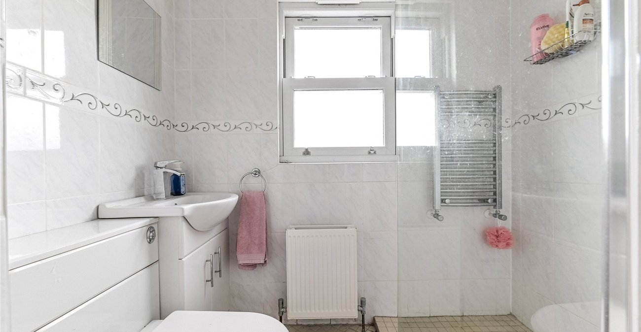 3 bedroom house for sale in Maidstone | Robinson Michael & Jackson
