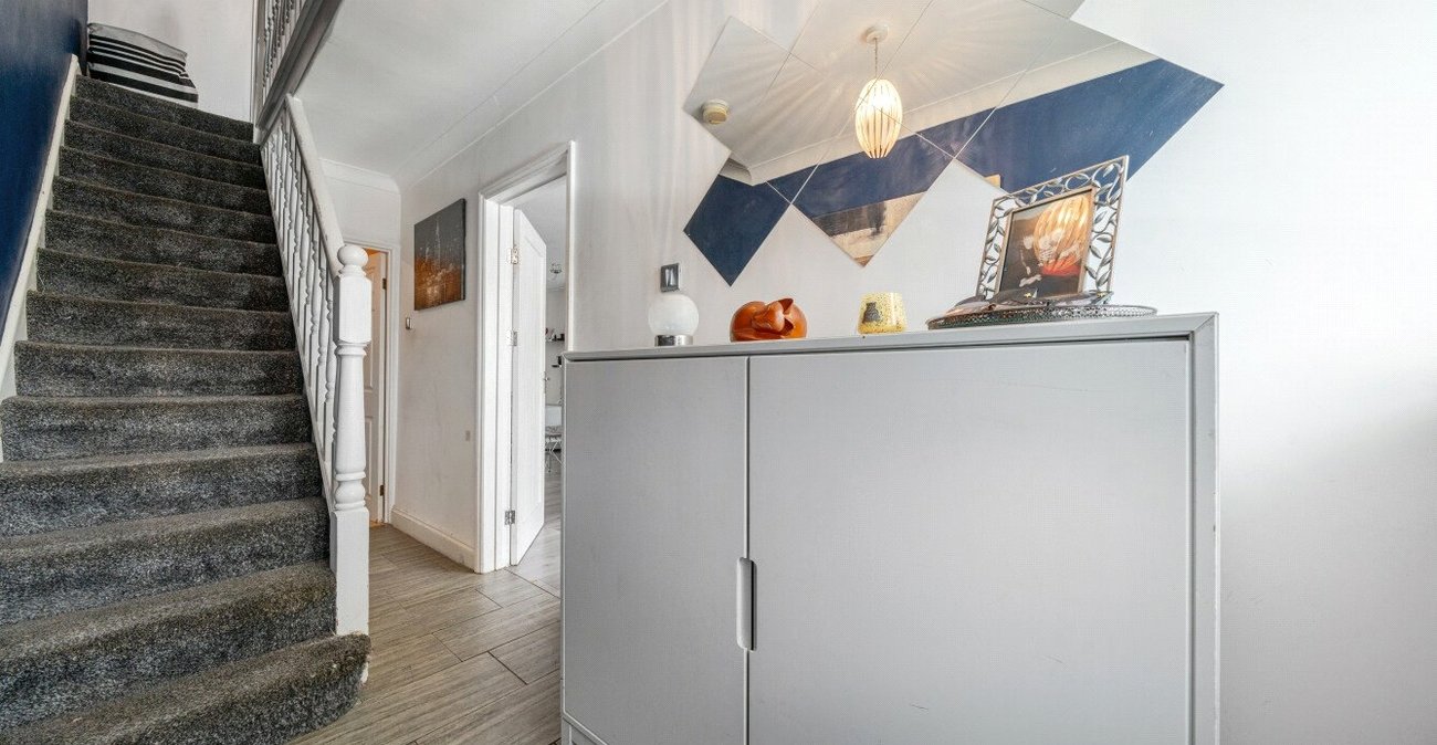 4 bedroom house for sale in South Welling | Robinson Jackson