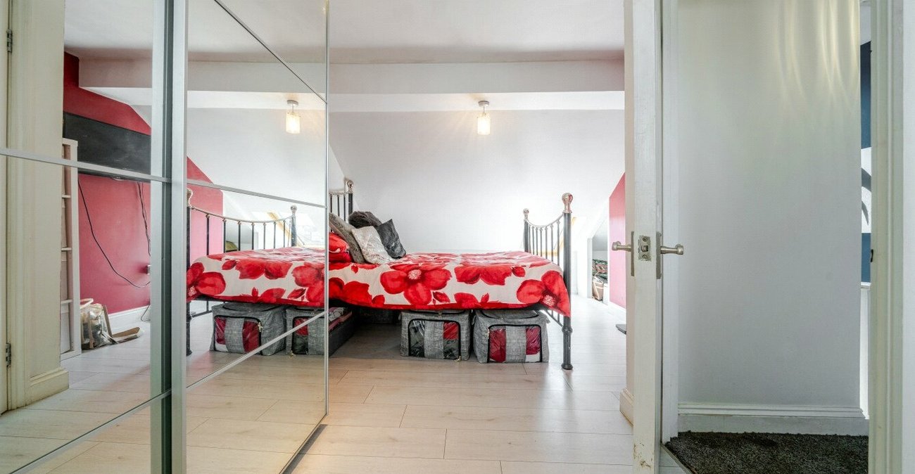 4 bedroom house for sale in South Welling | Robinson Jackson